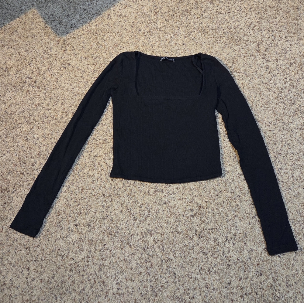 Zara Black Long Sleeve Women's Crop Top